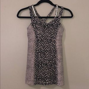 Lululemon tank top